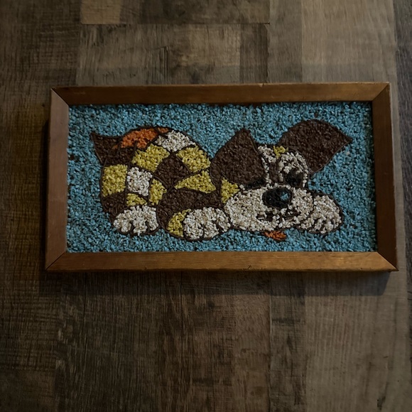 Vintage Kitsch Gravel Art Puppy Dog Wall Hanging, 1960s MCM Pebble Mosaic - Picture 7 of 9